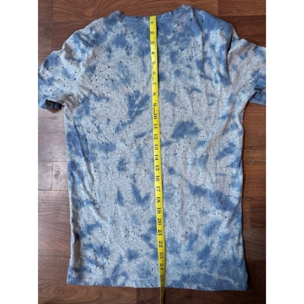 Guess Tie Dye T Shirt Mens XS Short Sleeve Crewneck White Blue Destroyed Holes - Picture 11 of 14
